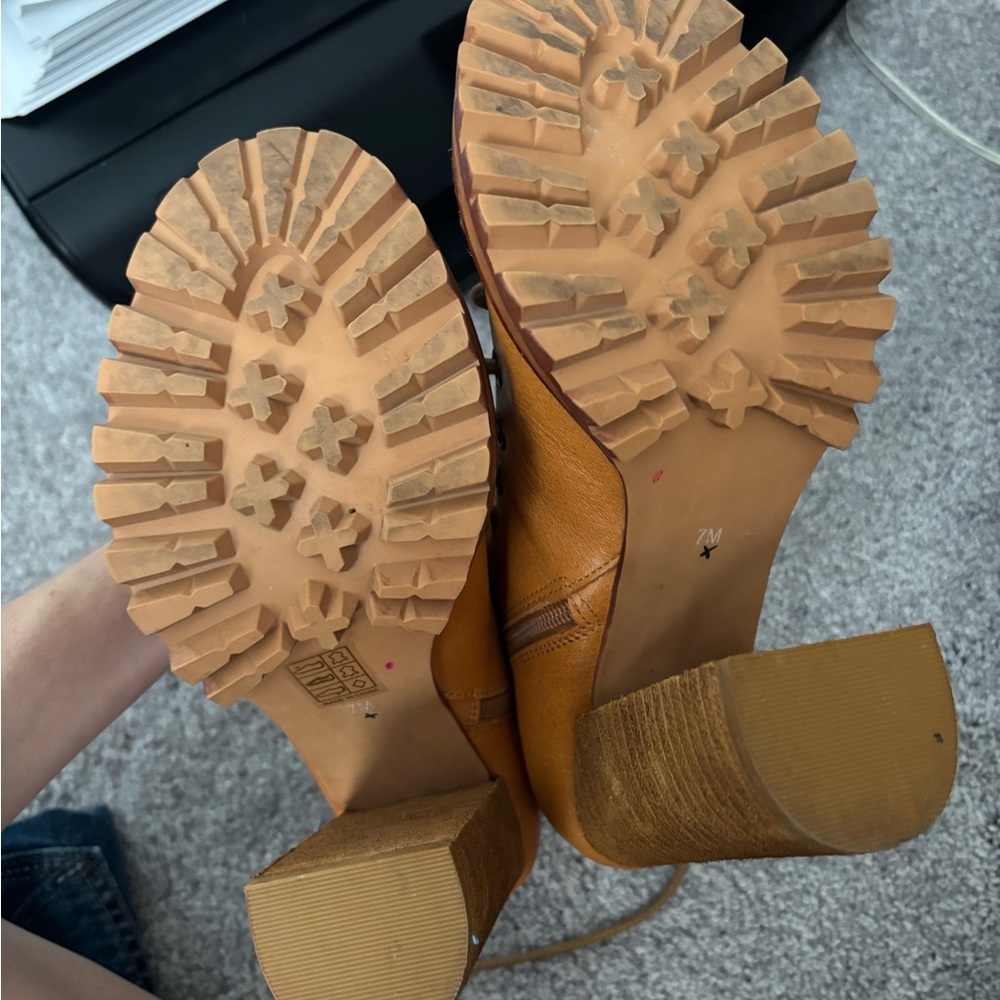 Free People Jeffrey Campbell Palermo Boots 7 M - Picture 5 of 7
